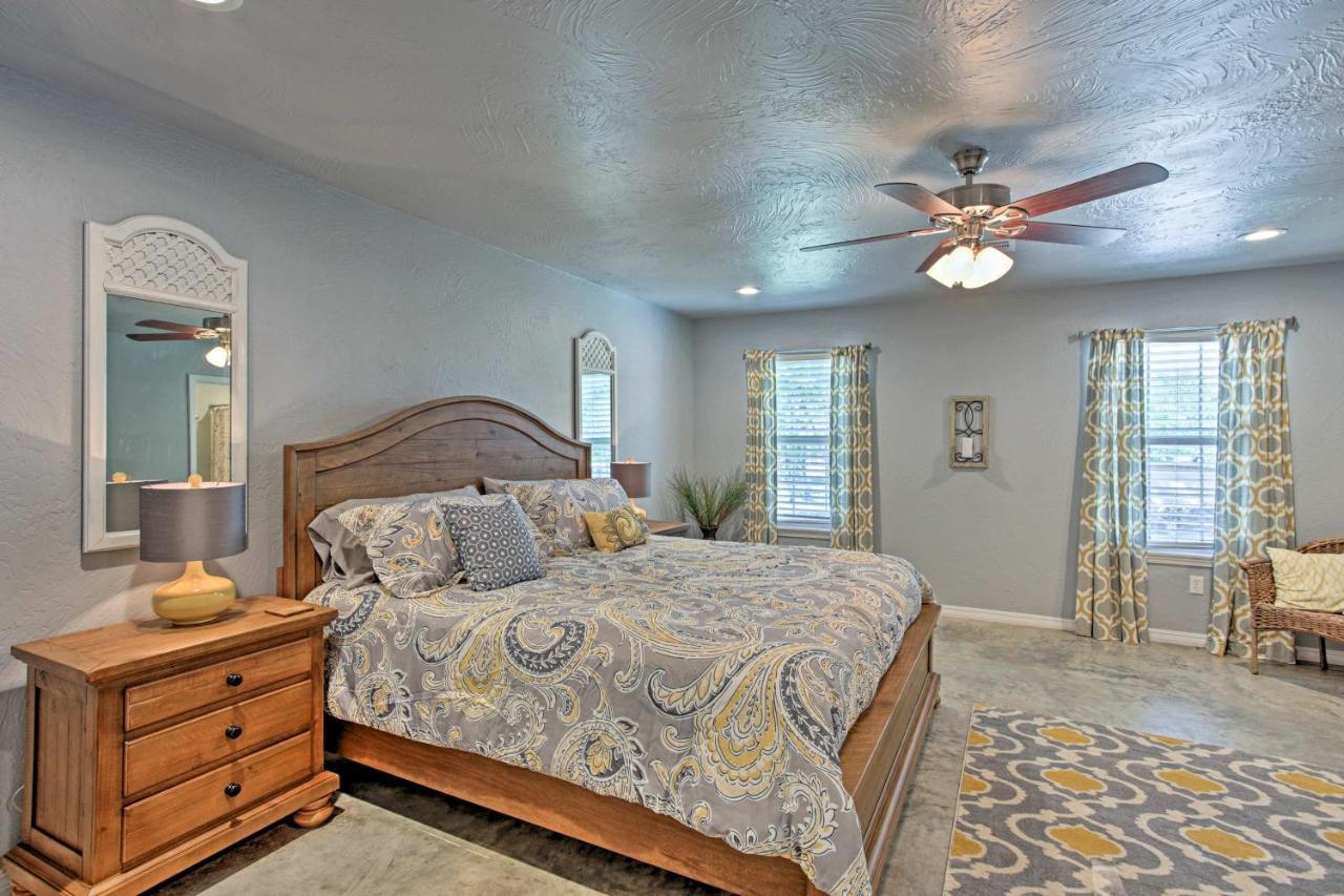 Modern Retreat With Gas Grill - Walk To Lake Texoma! Kingston Exteriér fotografie